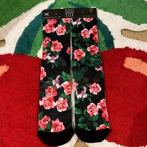NWT Rose Odd Sox